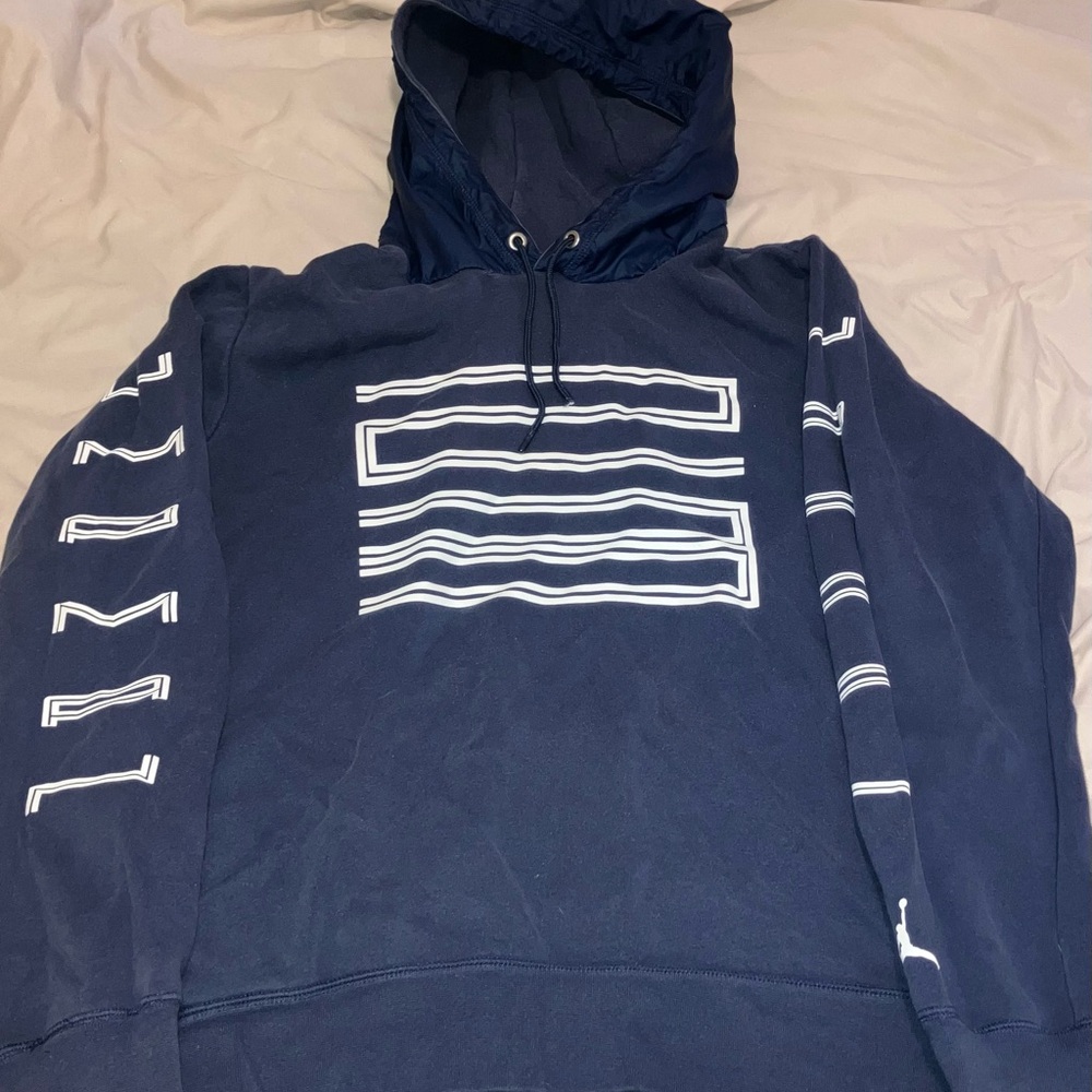 Boy’s Jordan Hoodie with White Stripes !Accepting Offers! Bundle Deals Available